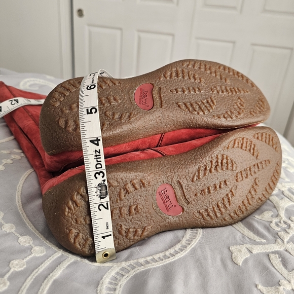 Womans BORN Leather Boots Womans Size 9½ - Picture 14 of 15